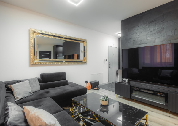 Na predaj kompletne zariadený 2-izbový byt v obci Kunerad