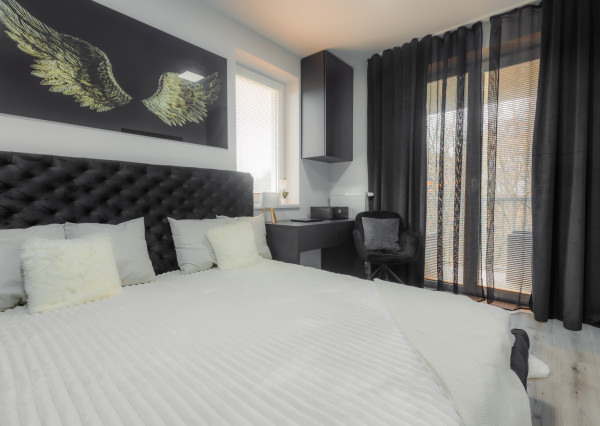 Na predaj kompletne zariadený 2-izbový byt v obci Kunerad