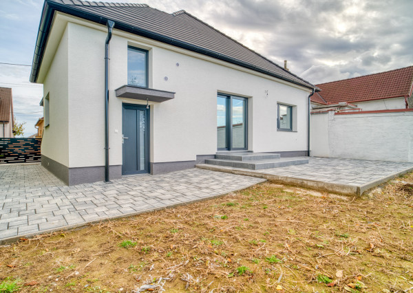 Na predaj 3-izbový rodinný dom v Jaslovských Bohuniciach