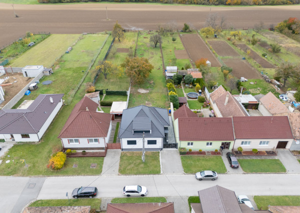 Na predaj 3-izbový rodinný dom v Jaslovských Bohuniciach