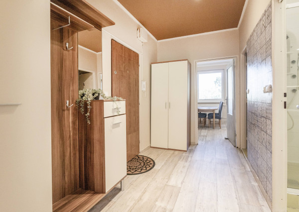 Na prenájom zariadený 2-izbový byt v Dunajskej Strede