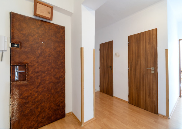 REZERVOVANÉ: Na predaj 3-izbový byt v obci Kálnica