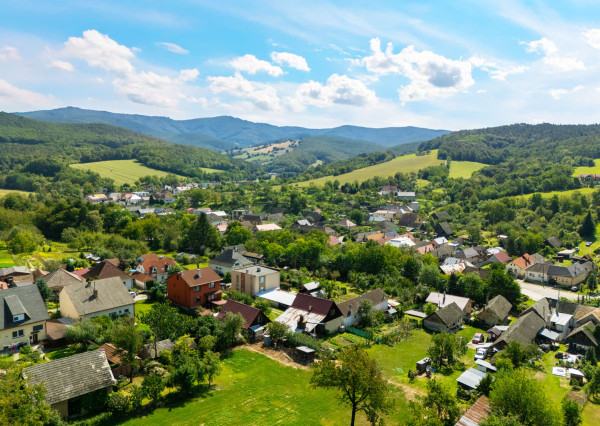 REZERVOVANÉ: Na predaj 3-izbový byt v obci Kálnica