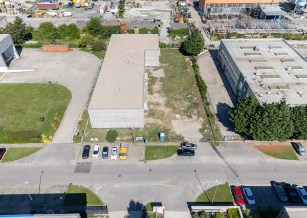 Na predaj novostavba haly s výbornou dostupnosťou v priemyselnej časti Šamorína určená na výrobu a skladovanie