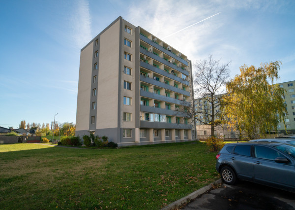 Na predaj útulný 2-izbový byt s dvomi balkónmi v Malackách