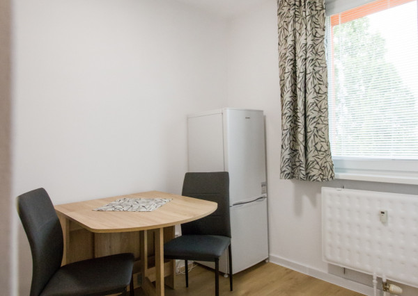 REZERVOVANÉ: Na prenájom 1-izbový byt v centre Šamorína