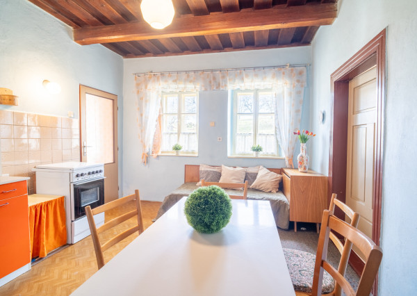 Na predaj autentická chalúpka 15km od Banskej Štiavnice