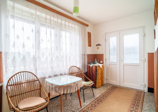 Na predaj 5-izbový rodinný dom Veľké Leváre