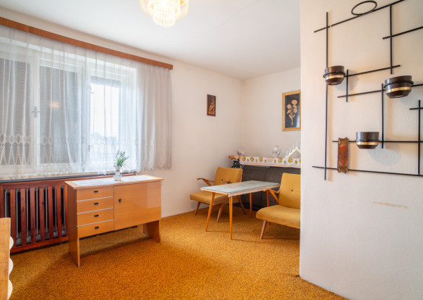 Na predaj 5-izbový rodinný dom Veľké Leváre