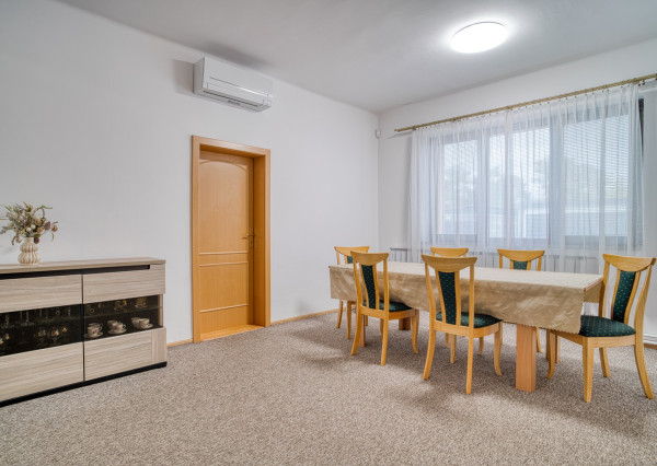 Na predaj 5-izbový rodinný dom v TOP lokalite v blízkosti Ružinova