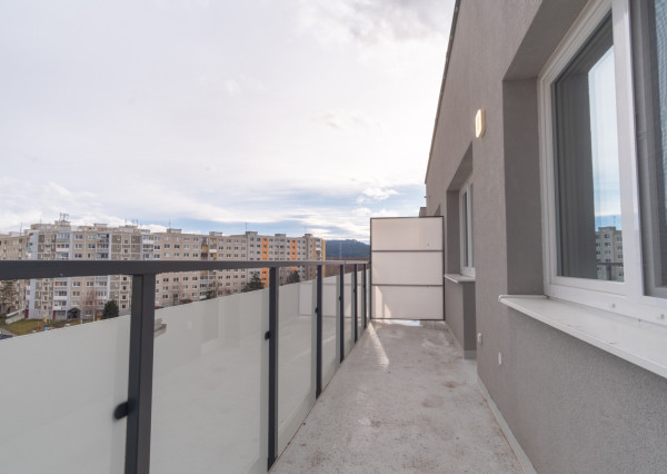 Na prenájom 2-izbový byt v Poprade s parkovacím miestom