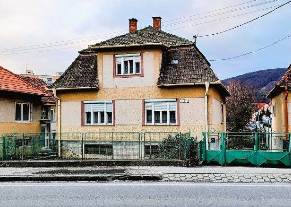 Exkluzívne na predaj 5i RD - Dolné Vestenice,s investičným potenciálom poz. 890 m2