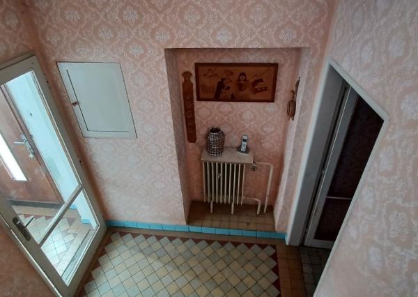 DOBRÁ LOKALITA -NOVÁ CENA- 5  izbový rodinný dom Bánovce nad Bebravou so záhradou 418m2 .