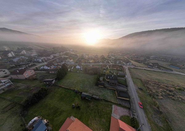 Na predaj veľkorysý pozemok pre rodinný dom v obci Heľpa