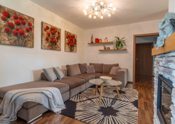 Na predaj priestranný rodinný dom v pokojnej lokalite Hôrka