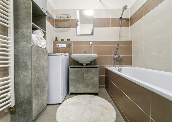 Na predaj moderný 2-izbový byt na Zlatovskej ulici v Trenčíne