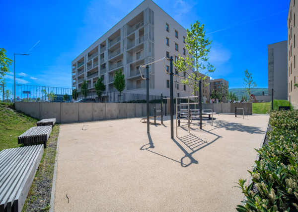 Na predaj 2-izbový zariadený byt v novostavbe Bory