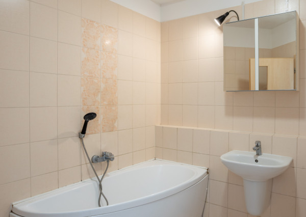 Na predaj 2-izbový byt v Nemšovej