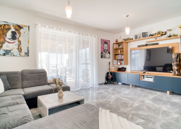 Na predaj priestranný 4-izbový rodinný dom v Bernolákove