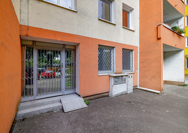 TOP CENA - Na predaj zubná klinika pri Zimnom štadióne v Bratislave