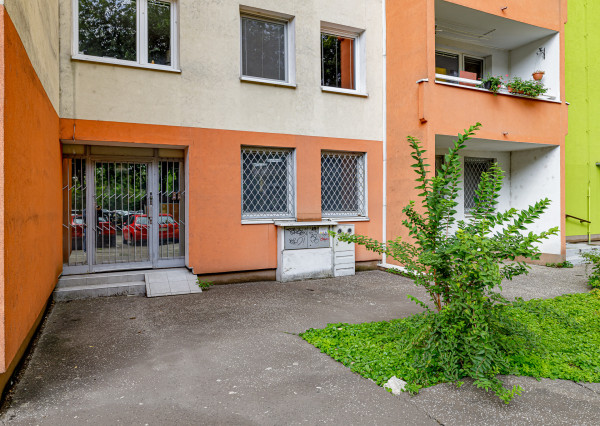 TOP CENA - Na predaj zubná klinika pri Zimnom štadióne v Bratislave