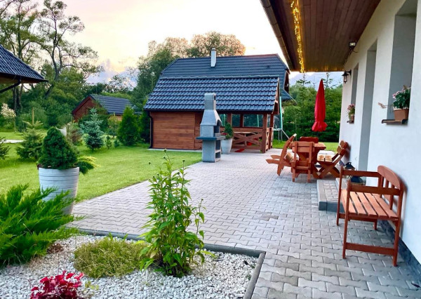 NA PREDAJ- chata /NOVOSTAVBA/ komplet zariadená / Vysoké Tatry- Stará Lesná  s panoramatickým výhľadom