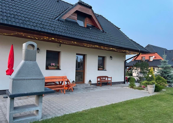 NA PREDAJ- chata /NOVOSTAVBA/ komplet zariadená / Vysoké Tatry- Stará Lesná  s panoramatickým výhľadom