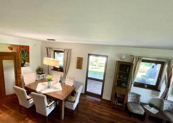 NA PREDAJ- chata /NOVOSTAVBA/ komplet zariadená / Vysoké Tatry- Stará Lesná  s panoramatickým výhľadom