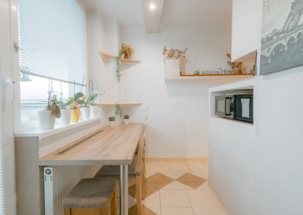 Na predaj kompletne zariadený 2-izbový byt v Žiline