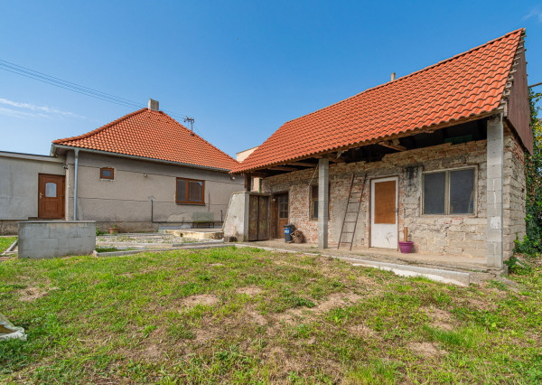 Na predaj zrekonštruovaný rodinný dom v Pate