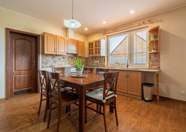 Na predaj zrekonštruovaný rodinný dom v Pate