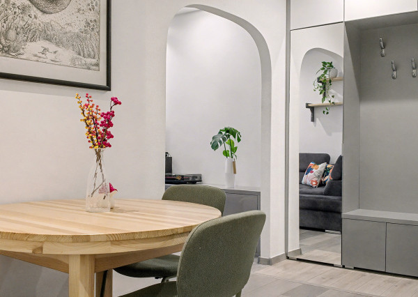 Na predaj kompletne zariadený 3-izbový byt v Petržalke