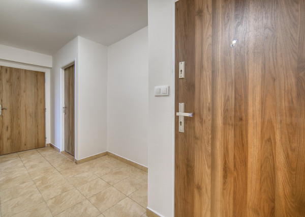 Na predaj 3-izbový byt v Plaveckom Mikuláši