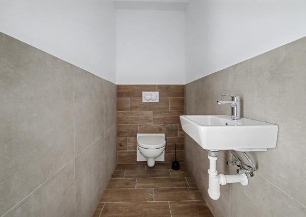 Na predaj skolaudovaný výnimočný 4-izbový byt v rodinnom dome vo Veľkom Orvišti