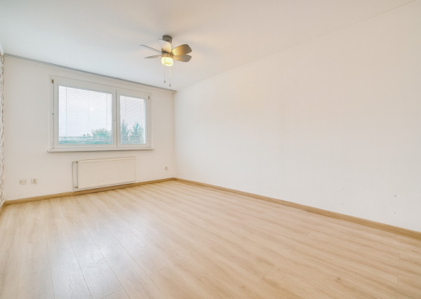 Na predaj 3-izbový byt vo výbornej lokalite v Stupave