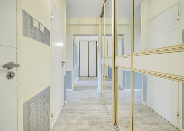 Na predaj 3-izbový byt vo výbornej lokalite v Stupave