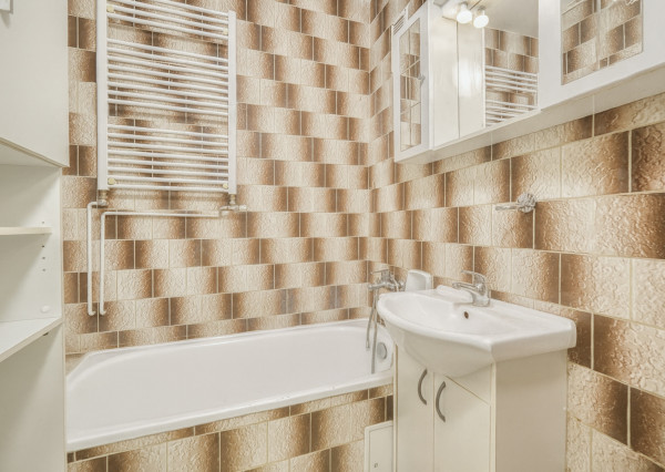 Na predaj 3-izbový byt vo výbornej lokalite v Stupave