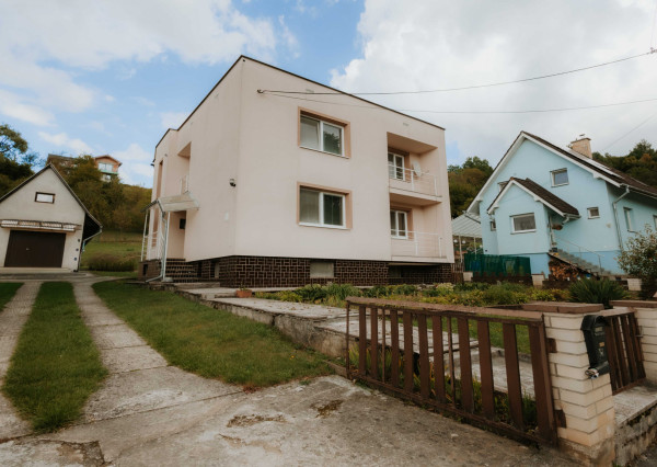 Na predaj udržiavaný rodinný dom v obci Sverepec