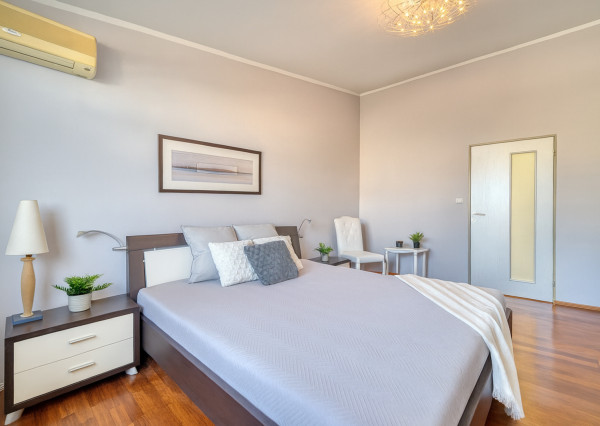 Na predaj 4-izbový byt s výhľadom na Malé Karpaty v Rači