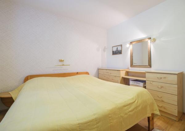 Na predaj priestranný rodinný dom s bazénom a rozsiahlym pozemkom v Bretejovciach