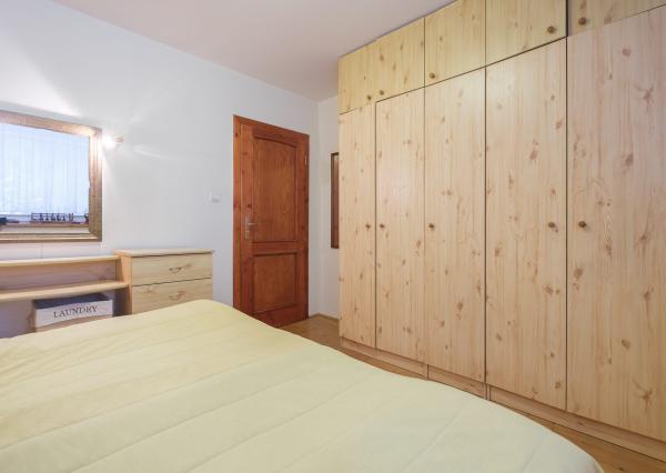 Na predaj priestranný rodinný dom s bazénom a rozsiahlym pozemkom v Bretejovciach