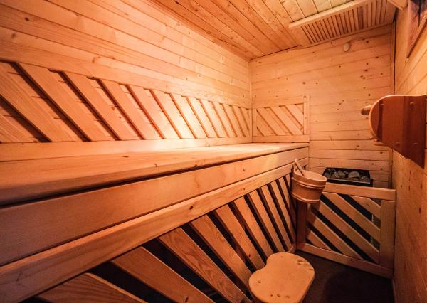 Na predaj priestranný rodinný dom s bazénom a rozsiahlym pozemkom v Bretejovciach