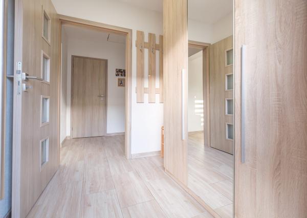 Na predaj novostavba 3-izbového rodinného domu v obci Janovík s vlastnou garážou