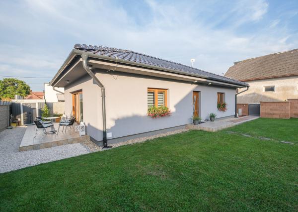 Na predaj novostavba 3-izbového rodinného domu v obci Janovík s vlastnou garážou