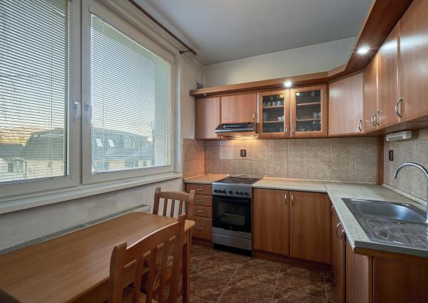 Na predaj 4-izbový byt s loggiou v centre mesta Snina