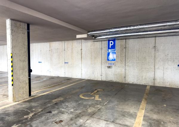 Na prenájom luxusný 2-izbový byt s balkónom a parkovacím státím vo vyhľadávanej lokalite v Prešove