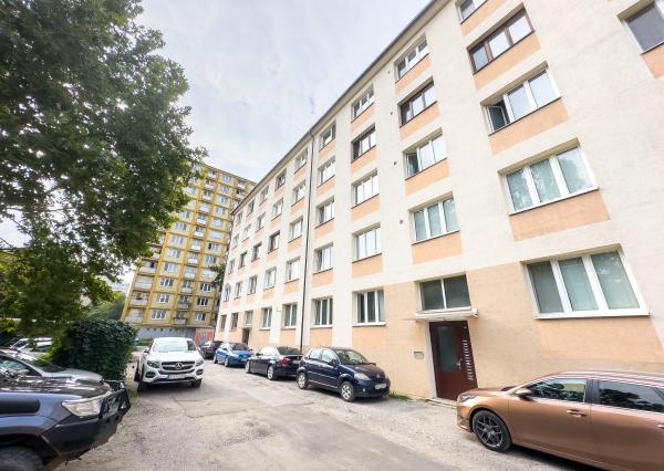 Na prenájom moderný 3-izbový byt v širšom centre Košíc