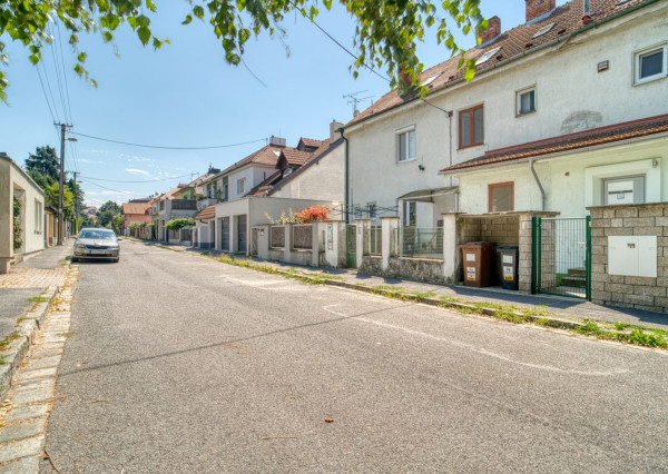 Na predaj 6-izbový byt v starom meste pri Horskom parku