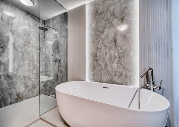 Na predaj 2-izbový byt s priestrannou terasou na Kolibe