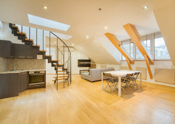 Na predaj netradičný loftový mezonet v srdci Starého Mesta